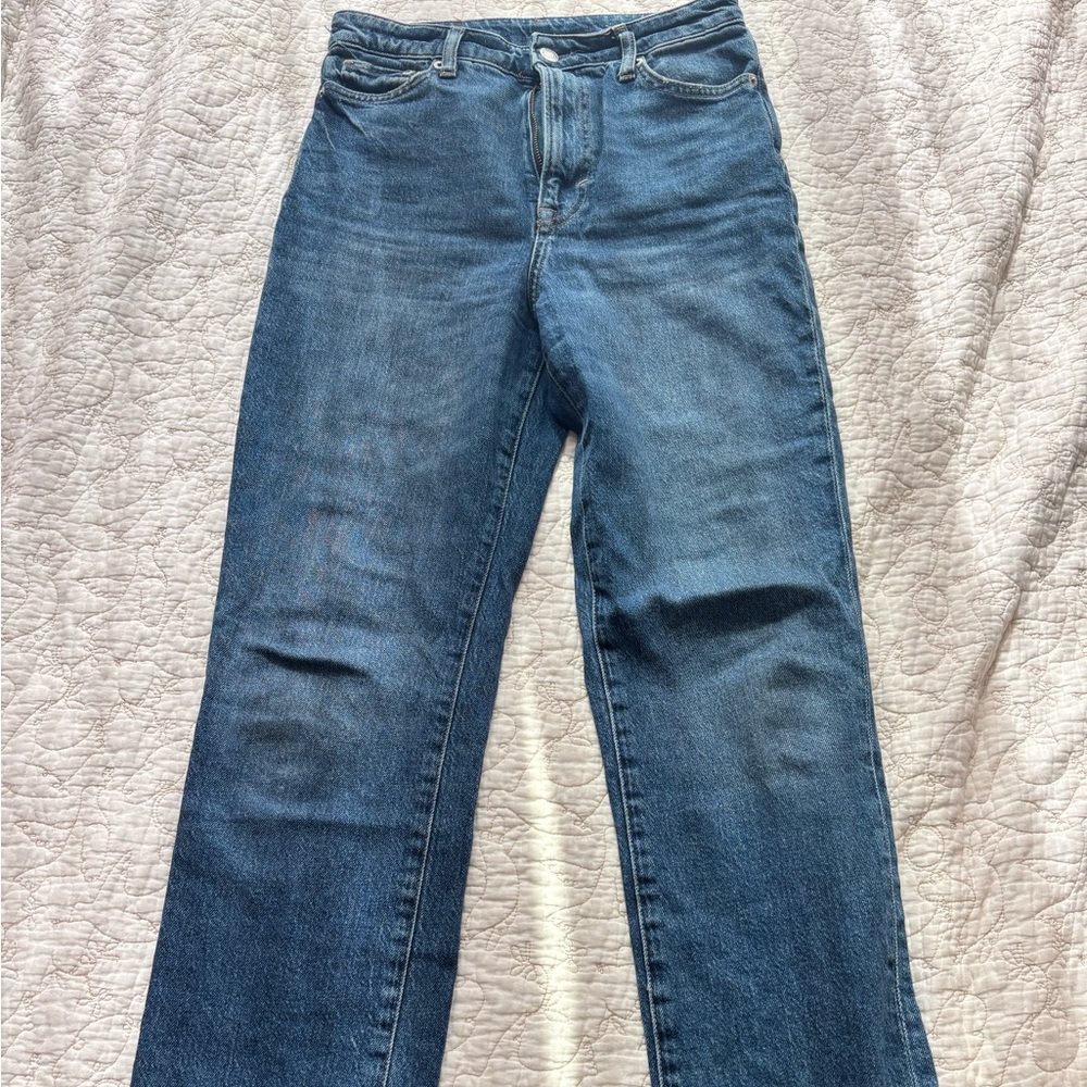 H&M Vintage Mom Jeans with an ultra-high waist and ankle length